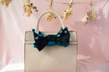 画像をギャラリービューアに読み込む, 伊予絣 水色の花二色使い/水色さや型⁂Iyo Kasuri Two colors of light blue flowers / light blue pod type