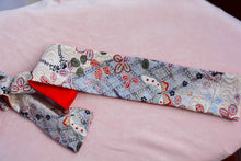 画像をギャラリービューアに読み込む, 正絹 萩と蝶々金彩銀糸 帯裏 赤小桜 ⁂ Pure silk Hagi and butterfly  Gold and silver thread  /  Red small cherry blossoms