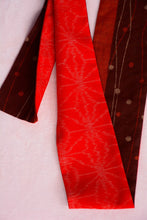 画像をギャラリービューアに読み込む, 伊予絣 珍しい朱色にうっすら白の麻の葉模様 / 帯裏 縦縞と可愛いドット模様 ⁂ Iyo Kasuri  A rare vermilion and slightly white hemp leaf pattern /lining Vertical stripes and polka dots