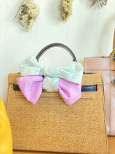 画像をギャラリービューアに読み込む, 大島紬水色 花のデザイン/帯裏 藤色の小桜⁂Oshima Tsumugi light blue flower design / obi back mauve small cherry blossoms