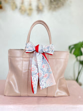 画像をギャラリービューアに読み込む, 正絹 優しいピンクの生地に草花 藤色小桜⁂Pure silk, Flowers on a gentle pink fabric, Mauve and small cherry blossoms