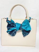 画像をギャラリービューアに読み込む, 伊予絣 水色ドットと植物の葉模様/さや型浅葱色⁂Iyo Kasuri  Light blue dots and leaf patterns of plants  /  Blue Saya shape