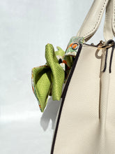 画像をギャラリービューアに読み込む, 正絹 疋田柄雲枝桜金銀彩  /  さや型 若草色 ⁂ Pure Silk  Hikita pattern Clouds and cherry blossoms gold and silver / Bright green Saya shape