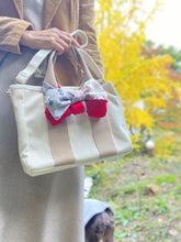 画像をギャラリービューアに読み込む, 正絹 萩と蝶々金彩銀糸 帯裏 赤小桜 ⁂ Pure silk Hagi and butterfly  Gold and silver thread  /  Red small cherry blossoms