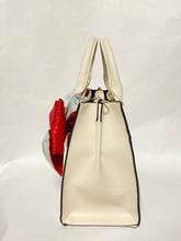 画像をギャラリービューアに読み込む, 大島紬 水色に草花模模/ 赤の小桜⁂Flower pattern in light blue / Red small cherry blossoms