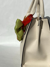 画像をギャラリービューアに読み込む, 伊予絣 朱色に黄色と白の楕円ドット柄  / 裏地は、さや型の爽やかグリーン ⁂ Iyo Kasuri Vermilion with yellow and white oval dot pattern  /  Bright green Saya shape